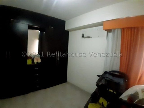 Imagen 16 de 30 de Apartamento En Venta Barquisimeto, Zona Oeste, Cercano A Comercio, Bellas Areas Comunes. Inf. 0424-5620928 Flex 22-12226 Z27