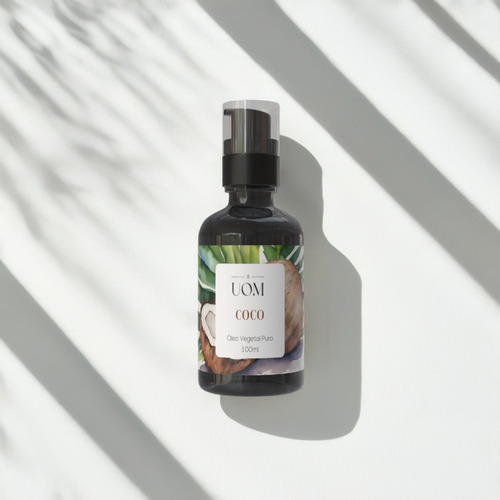 Óleo De Coco Fracionado 100ml Para Pele E Cabelo