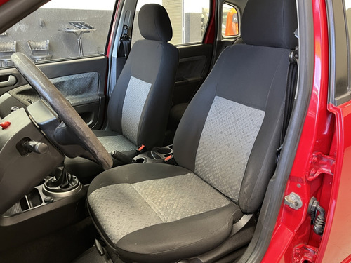 Ford Fiesta 1.6 MPI CLASS HATCH 8V FLEX 4P MANUAL