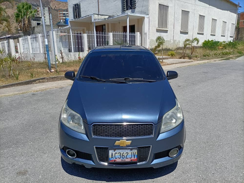 Imagen 2 de 10 de Chevrolet Aveo Lt