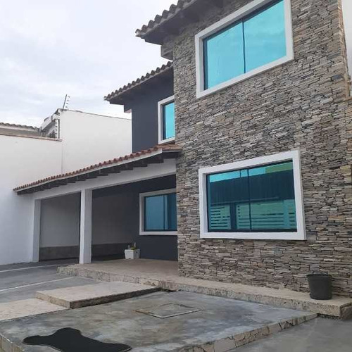 Moderna Casa-quinta Barata En Prebo Ii -calle Cerrada. 