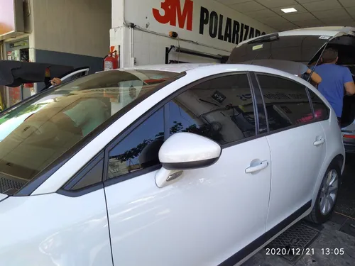 Vidrio antivandalico online para autos