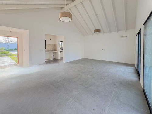 Increíble Casa A Estrenar. 3 Dormitorios. Barrio Cerrado Santa Clara - Manzanares