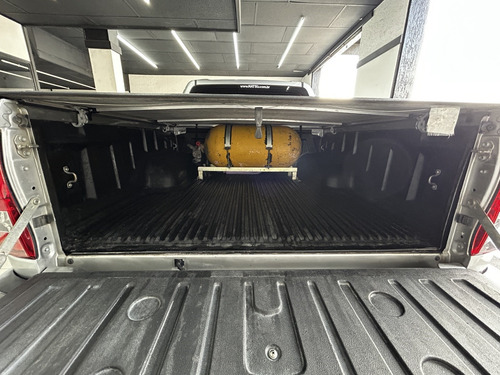 Toyota Hilux 2.7 SRV 4X2 CD 16V FLEX 4P AUTOMÁTICO