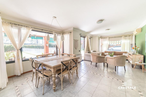 Imagen 9 de 30 de Venta Casa 3 Dormitorios En Suite, Pileta. - San Marino, Funes Hills.