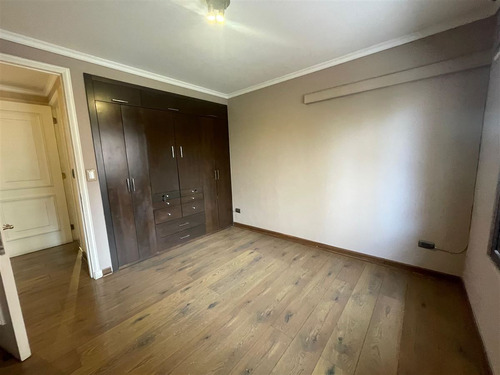 Departamento En Arriendo De 3 Dorm. 2 Estac. En Las Condes
