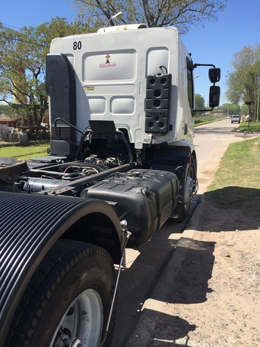 Imagen 3 de 15 de Volvo Vm-310 Tractor 2013 Impecable A Toda Prueba Vendo!!!!!