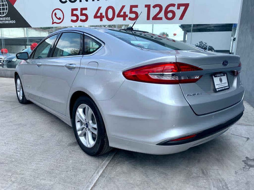 Imagen 4 de 7 de Ford Fusion 2018 4p Se Luxury Hibrido Aut