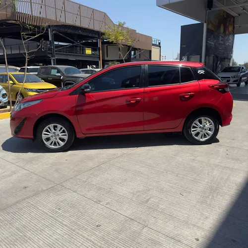 Toyota Yaris Hb Se