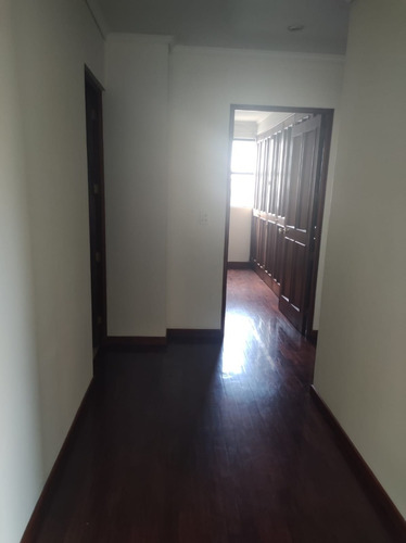 Imagen 3 de 8 de Rento Apto Z.10 Real De La Villa Ref.5912 *2 Hab, 3 Baños, Cuarto Servicio, 2 Parqueos, $900*