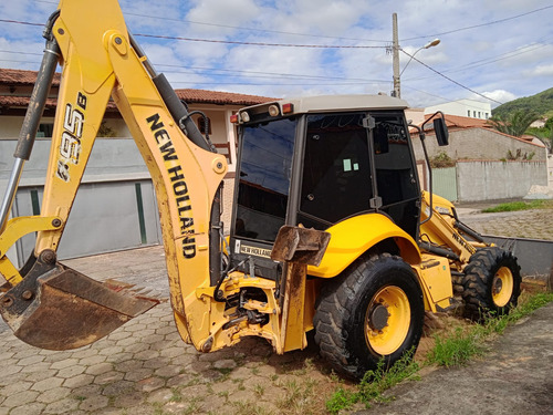 Retroescavadeira95b New Holland -7mil Horas