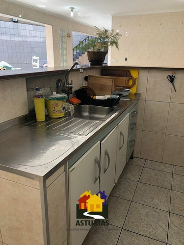 Imagem 9 de 15 de Ótima Casa Com Piscina Na Penha Para Venda - 3523-1