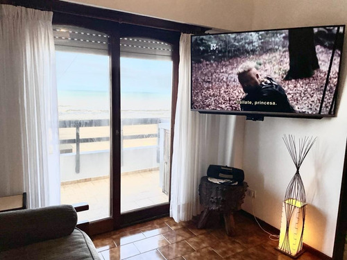 Imagen 3 de 11 de Alquilo Departamento En San Bernardo Frente Al Mar Con Cochera Y Wifi