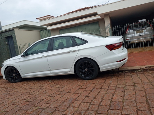 Volkswagen Jetta 2018 1.4 Tsi Comfortline 4p