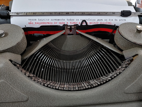 Maquina De Escrever Miriam - Ano 1951 - Original (Usado)