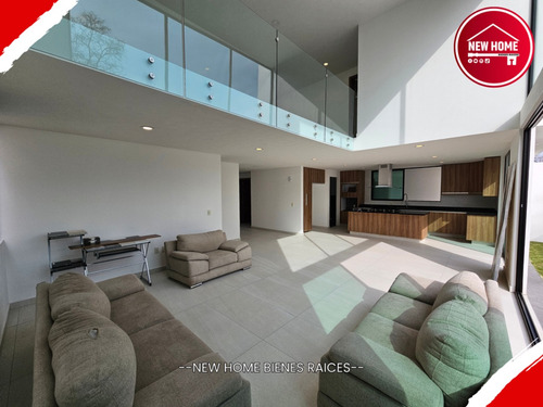 Casas En Venta En Metepec Cerca Del Parque Bicentenario Con 4 O 5 Recamaras
