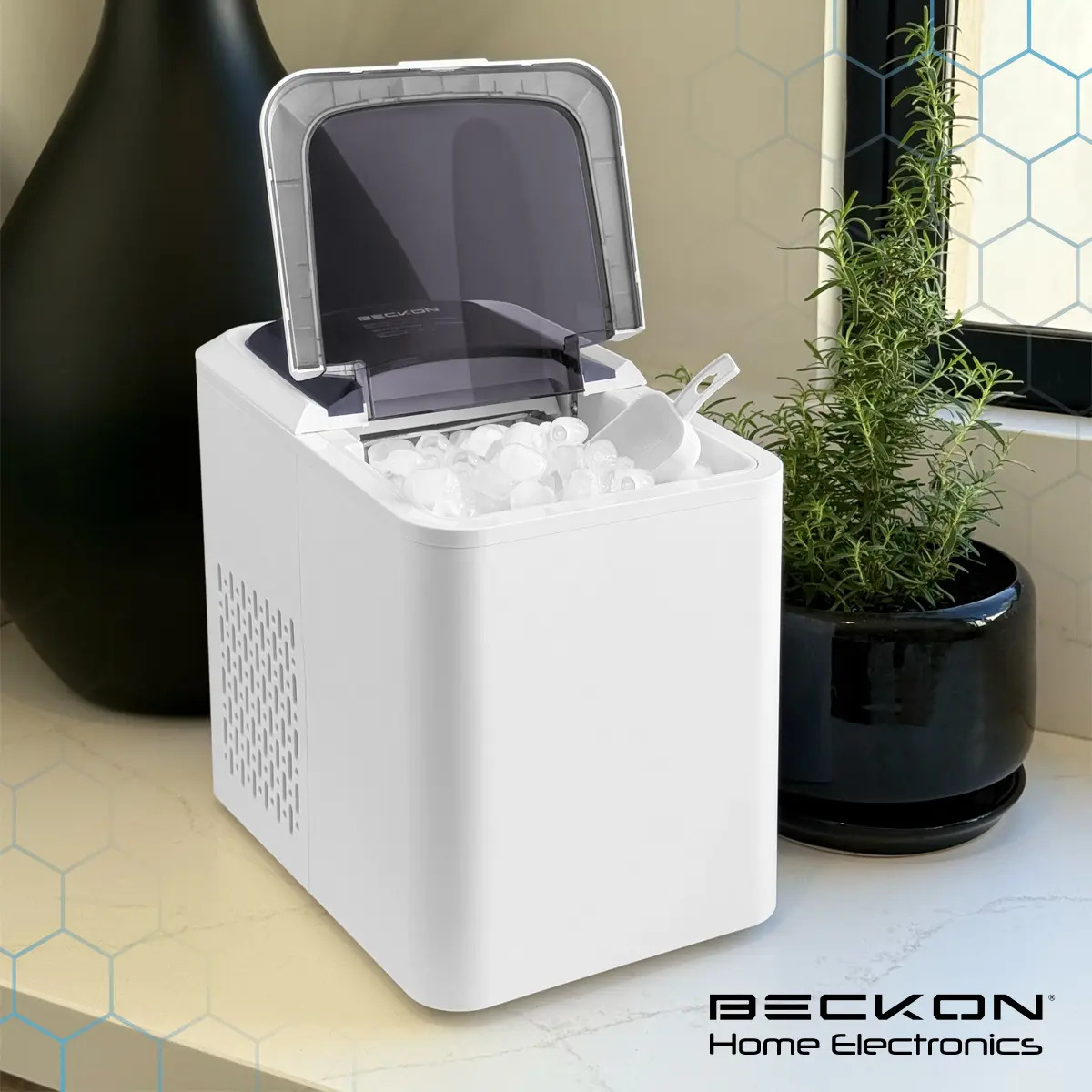 Máquina para hacer hielos IM Blanco Peony Ice machine Beckon automática de 12kg por día hielo de 2 tamaños tipo bala con canasta y pala