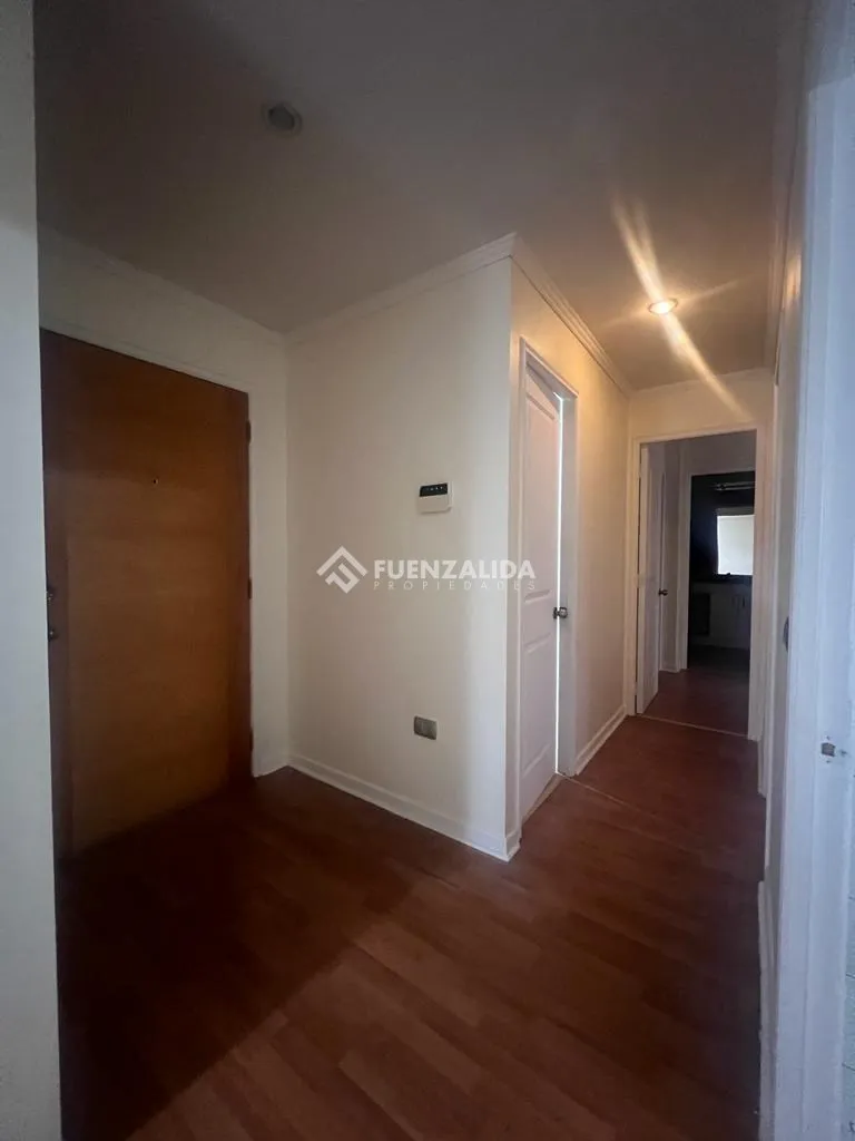 Imagen 1 de 8 de Departamento En Arriendo De 2 Dorm. En La Florida