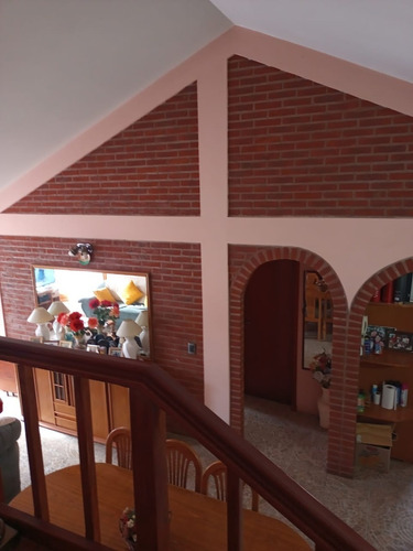 Imagen 16 de 29 de V100 - Excelente Casa En Venta, 4 Ambientes - Todos Los Servicios