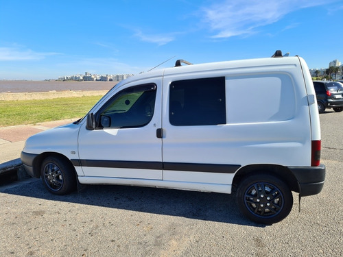 Peugeot Partner Rural Diesel 5 Pasajeros