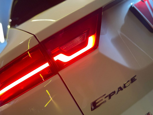 Jaguar E-Pace 2.0 16V P250 FLEX R-DYNAMIC S AWD AUTOMÁTICO