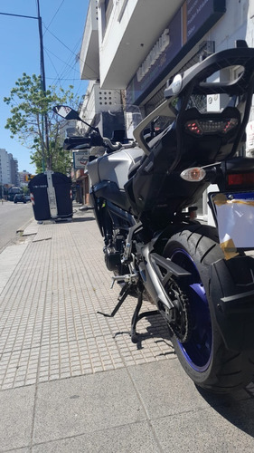 Imagen 2 de 18 de Yamaha Mt 09 St 2021 Performance Bikes