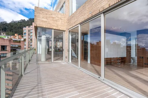 Apartamento En Venta En Los Rosales. Cod V3001