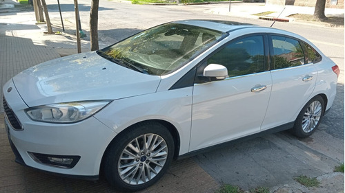 Ford Focus III 2.0 Se Plus Mt