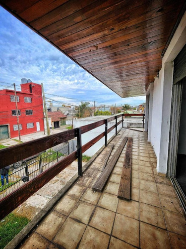 Imagen 16 de 24 de Casa 4 Ambientes Con Cochera En Venta