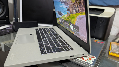 Acer Vero, Core I7, 16gb, 1tb Ssd, Win 11 Pro (Usado)