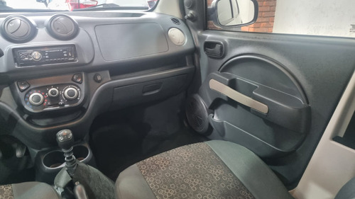 Fiat Uno 1.0 Vivace Flex 5p