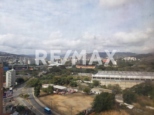 Imagen 12 de 13 de Venta De Oficina En Torre Banhorient Plaza Venezuela Avenida Casanova