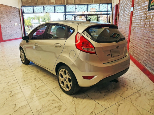 Ford Fiesta Kinetic Design 1.6 Design 120cv Titanium 2013