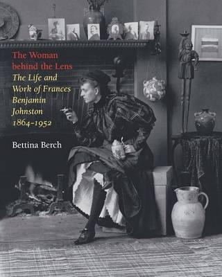 Libro The Woman Behind The Lens : The Life And Work Of Fr...