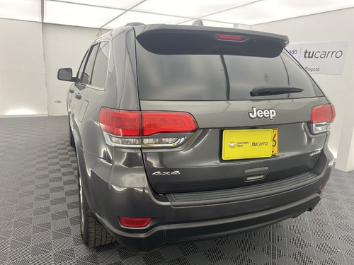 Imagen 10 de 25 de Jeep Grand Cherokee 3.6