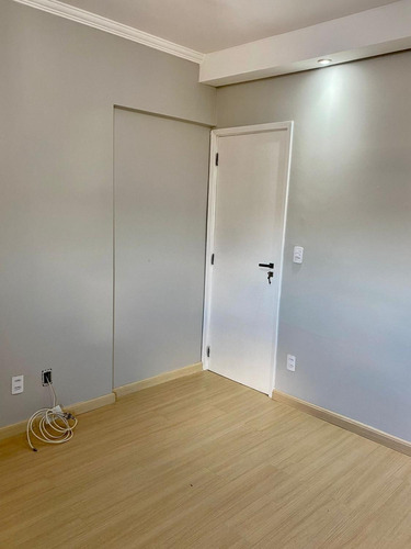 Imagem 18 de 30 de Apartamento À Venda Em Centro - Ap003468