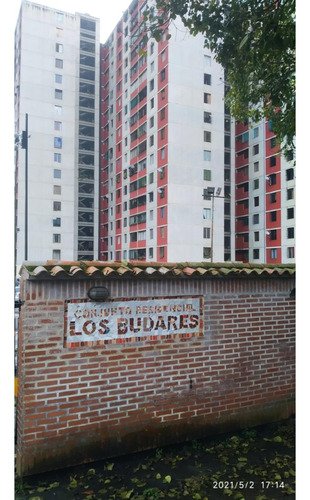 Apartamento Venta Con Crédito Conj Res Los Budares Llano Alto Carrizal