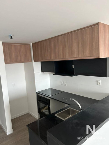 Apartamento Monoambiente En Pocitos.montevideo