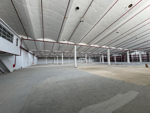 Depósito Logistico En Alquiler 10.000 M2 - Pompeya