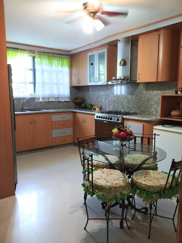 Imagen 9 de 22 de Casa En Venta Guatire Castillejo Villa Hermosa 4 Habitaciones Y 3 Baños