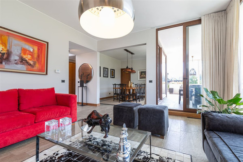 Casa Mediterránea En Condominio, 4 Dormitorios, Lo Barnechea