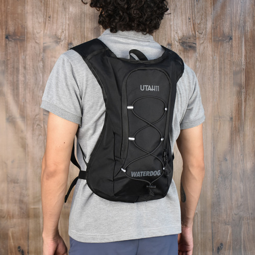 Mochila Waterdog Deportiva Utah 11 Hidratacion Color Negro