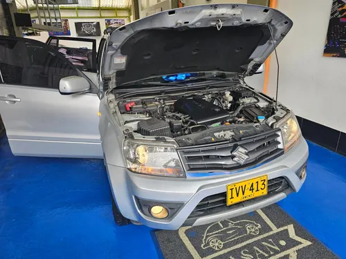 Suzuki Grand Vitara 2.4 4x2 Automática