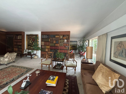 Venta Casa 6 Ambientes Lomas De Chapultepec Viii Sección
