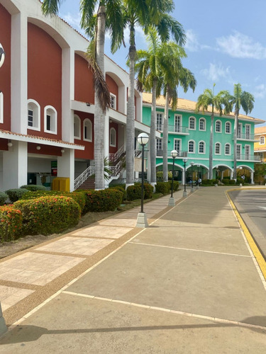 En Venta Local Comercial En El Centro Comercial Plaza Mayor Piso 2