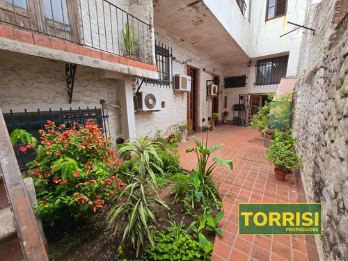 Venta - 5 Amb Ph C/patio Y Cochera/local - Campichuelo 300