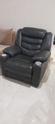Imagen 7 de 8 de Poltrona Reclinable Eléctrica