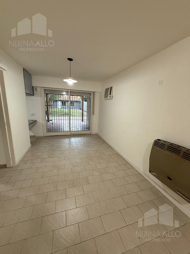 Alquiler Casa 5 Ambientes En Castelar Norte
