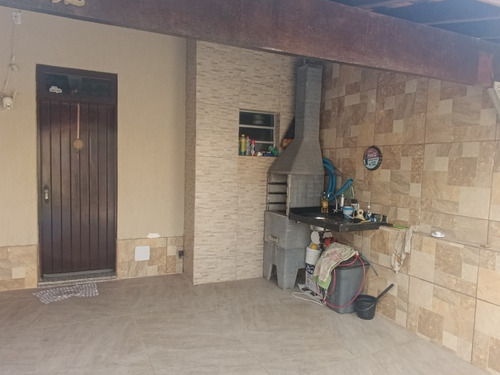 Vendo Lindo Sobrado,100 Metros Da Praia