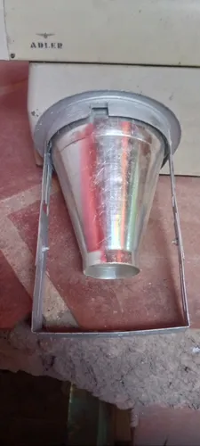 Lámpara De Cono Aluminio